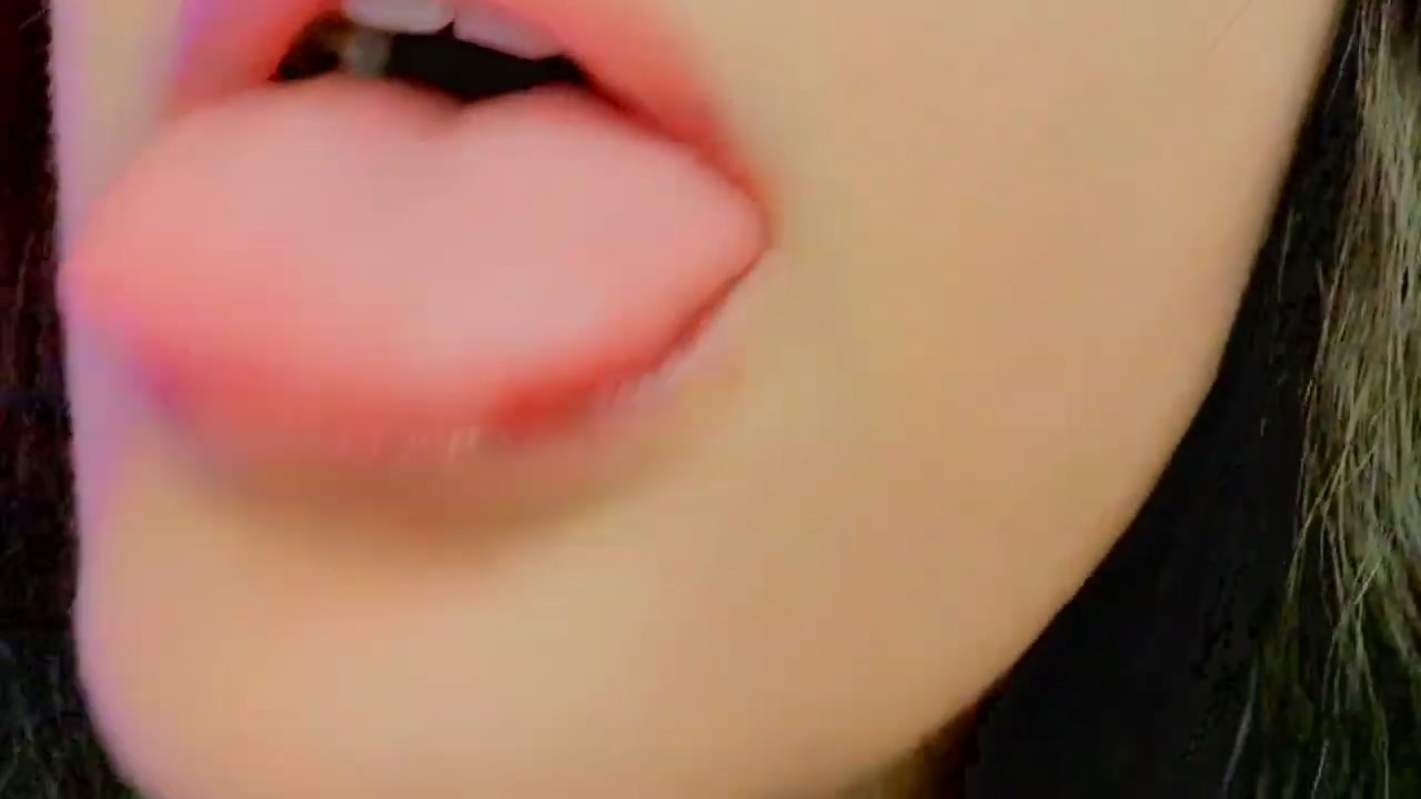 ASMR Fast to Slow Lens Licking Triggers Foggy Lens Licking No Talking-boKE